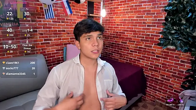 Thiago_Kozak Chat XXX in diretta