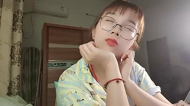 Živý XXX chat Lili_666