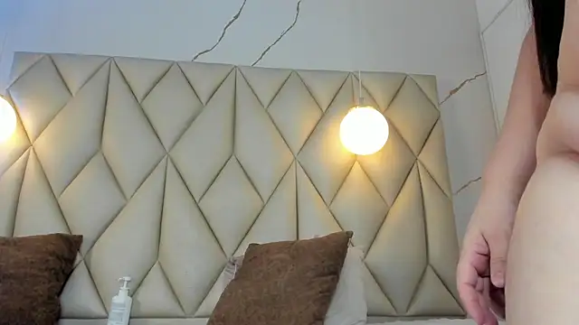 angelswets Adlı Modelin Canlı XXX Sohbeti