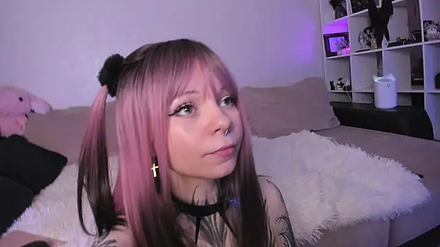 _ChloeSweeet_'s Live XXX Chat