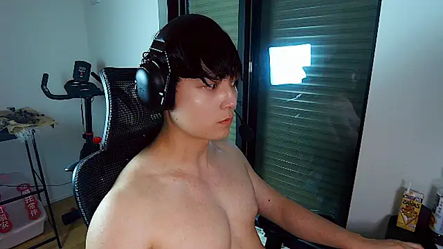 Chat +18 de Tkcqcc ao vivo