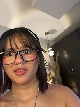Ivi_Aiko's Live XXX Chat