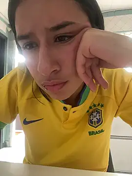 LilyRossi_ XXX чат на живо
