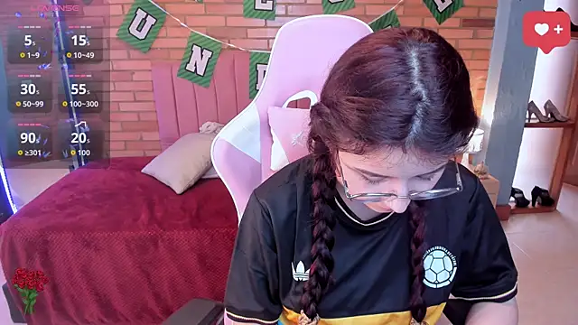 Amy_joones 现场XXX聊天