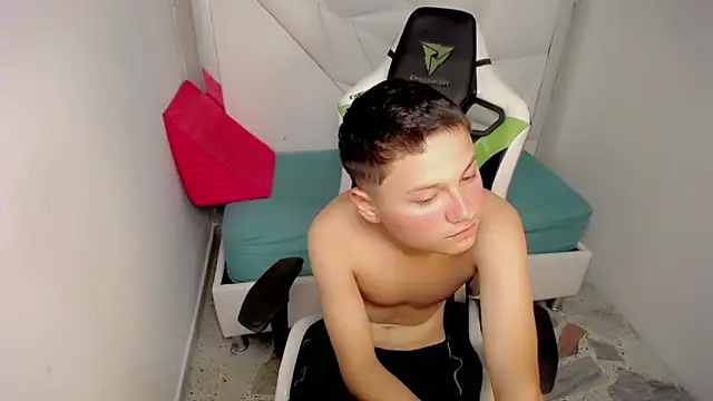 NYC_Bby 라이브 XXX 채팅