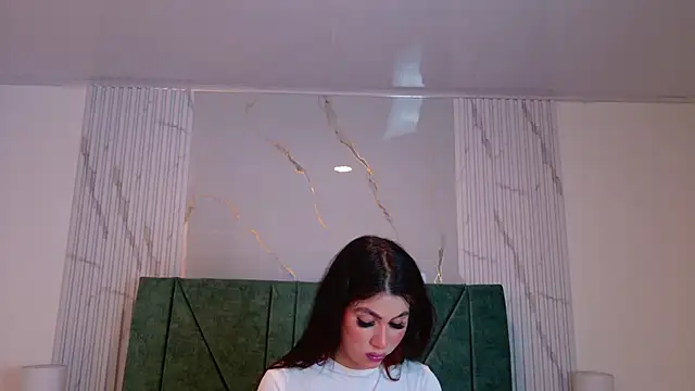 katiamoree live XXX chat