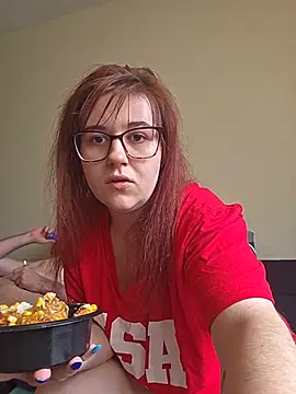 Ashloves_ – Naživo XXX chat