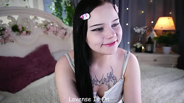MelaineCore Chat XXX live