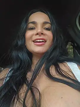 CataleyaRusso XXX чат на живо