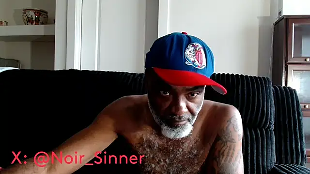צ'אט XXX בשידור חי של sinnernoir