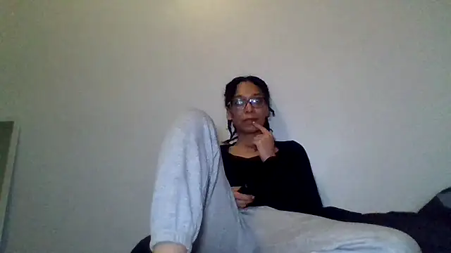 Velvetraexo's Webcam Show