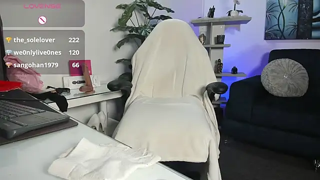 Chat XXX Live VictoriaPaker