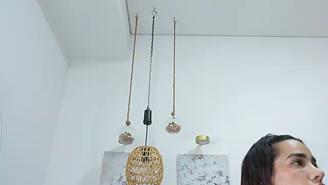 katie_cruz's Live XXX Chat