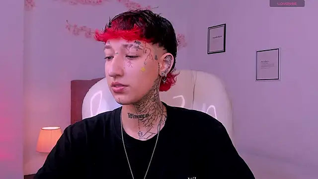 Luci_Rose élő XXX-chatje