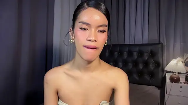 Candicemeow Chat XXX live