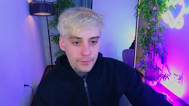 XXX chat uživo modela drillfi11