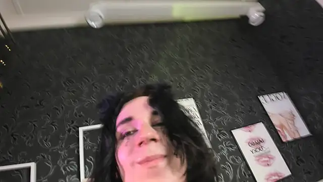 MickeQuinee's Live XXX Chat