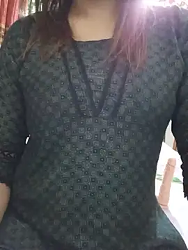 Chat +18 de Tanha18 ao vivo
