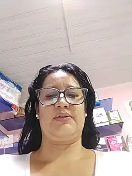 keilymadam's Live XXX Chat
