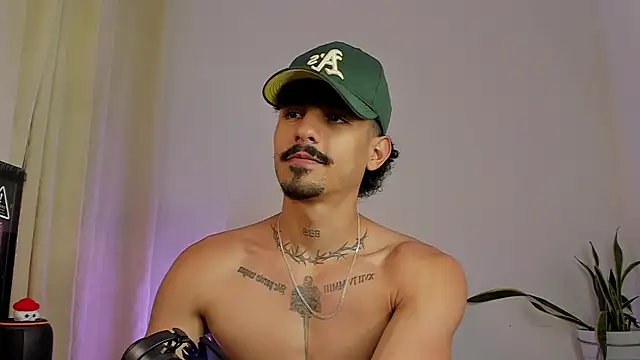 Lukeetaylor Live XXX-chat