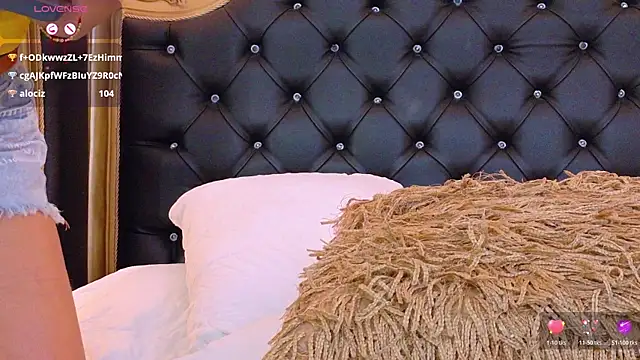 AdelinaVans' Live XXX Chat