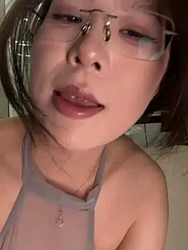 pupu_'s Live XXX Chat