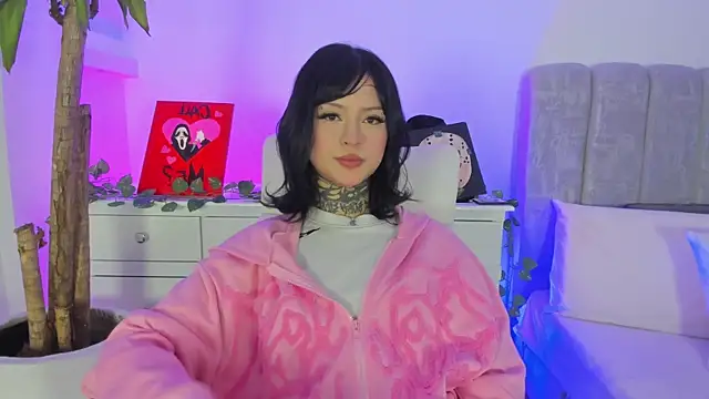 Chat +18 de doll__bella ao vivo