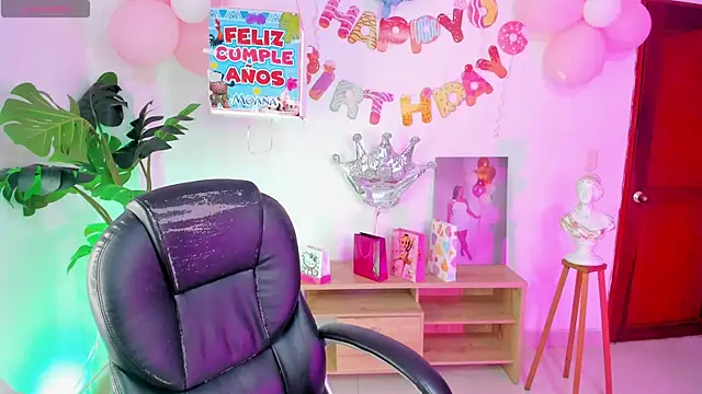 Chat XXX ao vivo de JANYLOVE__