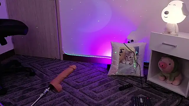 XXX chat uživo modela EmilyMiller_