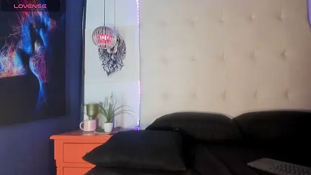mxli_divine_ live XXX chat