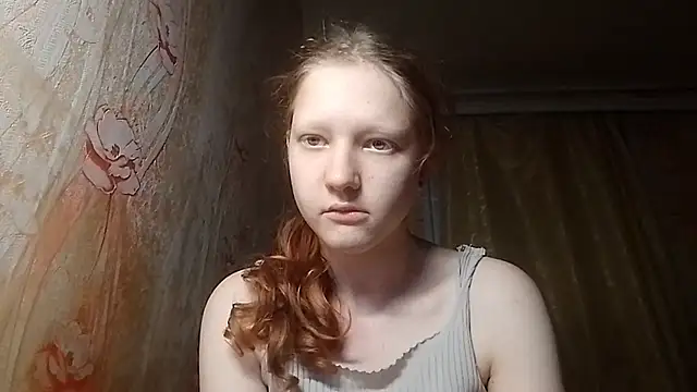 Chat +18 de BirgitKamal ao vivo