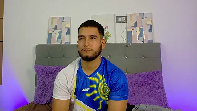 Chat +18 de ander_montoyaa ao vivo