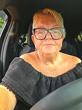 XXX chat uživo modela BridgetBlueEyes