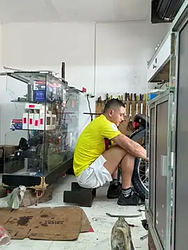 Paul22cm- XXX чат на живо