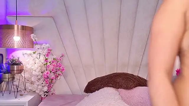 AlyssaRay live XXX chat