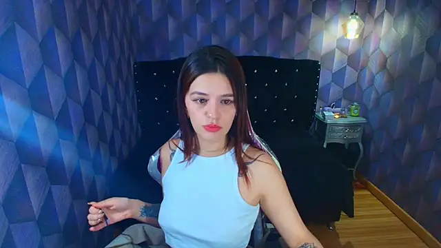 Czat XXX na żywo – LiaHarryis