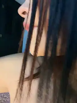 Emily_Rous01's Live XXX Chat