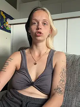 Lissyleiin Adlı Modelin Canlı XXX Sohbeti