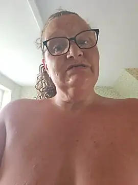 MissQueenBeex Chat XXX live