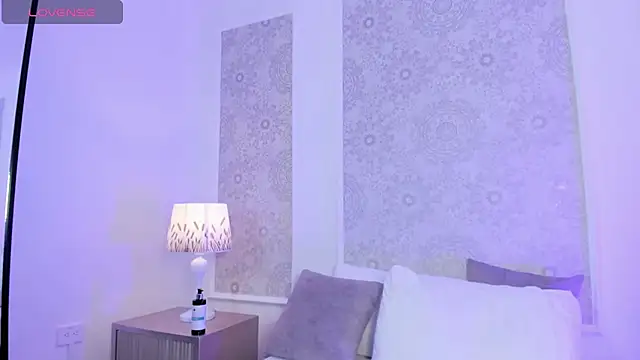 desireee_'s Live XXX Chat