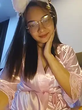 Natural_Asian_Girl Adlı Modelin Canlı XXX Sohbeti