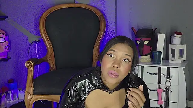Chat +18 de AntonelaVargas ao vivo