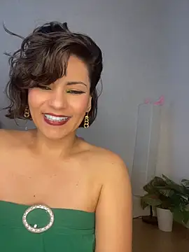 eva_luz Adlı Modelin Canlı XXX Sohbeti