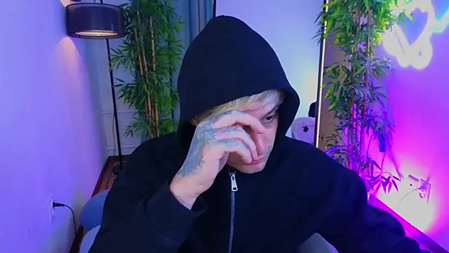 drillfi11 Live XXX Chat