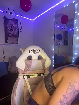 XXX chat uživo modela SamathaMay