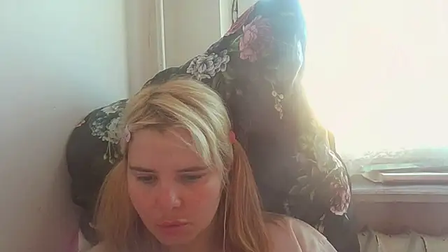 Sembang XXX Secara Langsung HornyElena