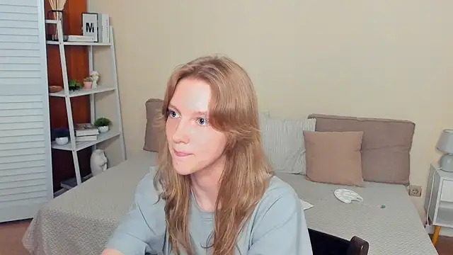 EviaStull's Live XXX Chat