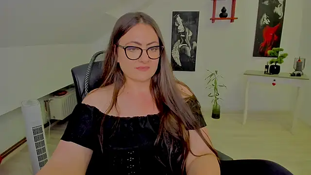MistressDarrah Live XXX Chat
