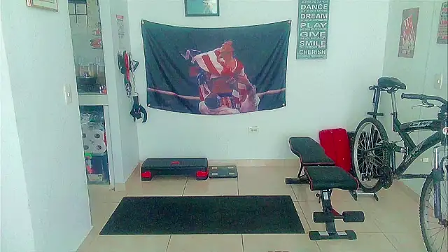 צ'אט XXX בשידור חי של Andy_gray