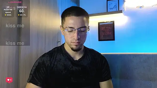 AresMassimoX Chat XXX live